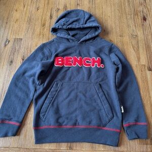2/20$ Bench Navy and Red Kids Hoodie size 7/8